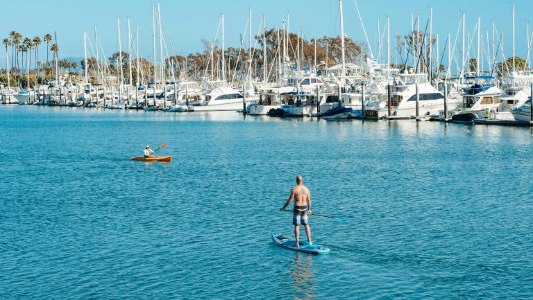Loisirs nautiques en Bretagne : voile, kayak, paddle et plongée